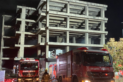 13 Saattir Süren Yangın