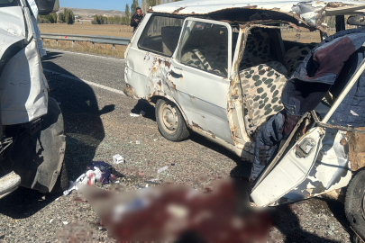 Trafik kazası karı kocayı birbirinden ayırdı!