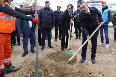 İnegöl'de 500 Fidan Toprakla Buluştu