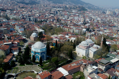 AK Parti Bursa İl Başkanı Davut Gürkan:  "Bu uygulamadan mı, tarihten mi rahatsız oldunuz?"