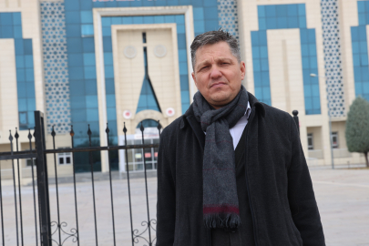 Cuma Namazına Gittiği İçin İşten Çıkartılmıştı...