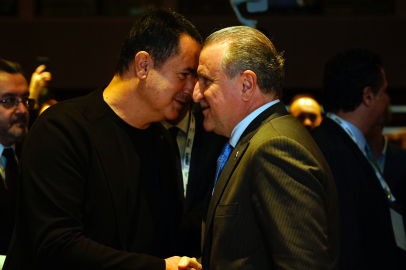 Acun Ilıcalı:  "Bizim için şike imasında bulunan şerefsizdir" 