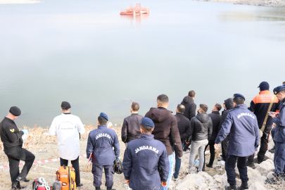 Mamasın Barajında Kimliği Belirsiz Erkek Cesedi!