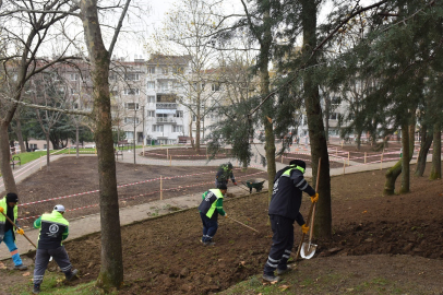 Yıldırım Belediyesi'nde Parklarda Bakım ve Onarım Çalışmaları Devam Ediyor
