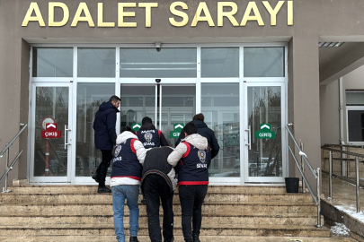 Annesini Ve Kardeşini Öldürmüştü...