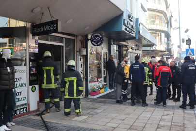 Giyim Mağazasında Çıkan Yangın Korku Yarattı