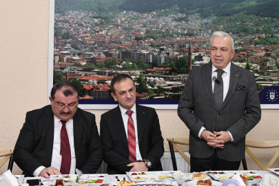 Şadi Özdemir, Artvin Kafkas Dernekleri Federasyonu’nun kahvaltı programına katıldı