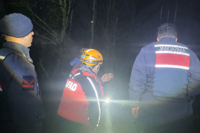 Bursa'da Ormanlık Alanda Mahsur Kalan 3 Kişi Kurtarıldı