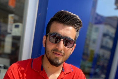 Kaza Yapan Aracından Fırladı, Başka Aracın Altında Kaldı