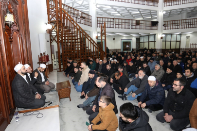 İnegöl Belediyesi Mübarek Üç Ayların Başlangıcı Vesilesiyle Sabah Namazında Bir Araya Geldi