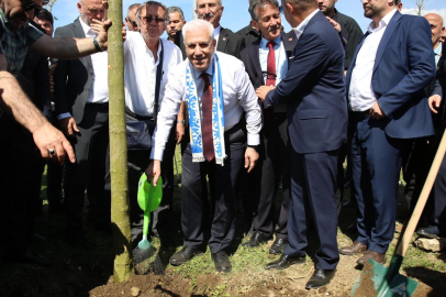 Mustafa Bozbey: "Yaşanılacak bir Bursa için var gücümüzle çalışmaya devam edeceğiz"