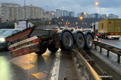 3 Araç Kazaya Karıştı: 1 Yaralı