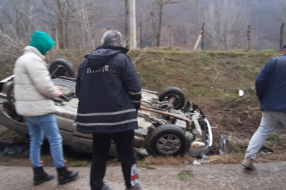 Bolu'da  Otomobil Takla Atarak Ters Durdu