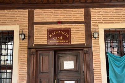 İstanbul'un Fethinden Önce Yapılan Tarihi Camiye Giren Bir Şahıs, Ses Sistemini Çaldı