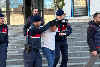 Jandarma aracını Çalan Zanlının Başkasına Ait Kimlik Bilgileri Verdiği Ortaya Çıktı