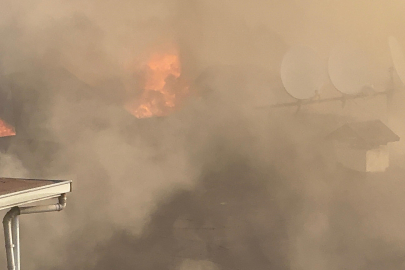 Çatı Katında Çıkan Yangın Panik Yarattı