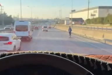 80 Kilometre Hızla Gitti, Scootera Yetişemedi