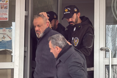 Sevgilisini Boğazından Defalarca Bıçaklamıştı!