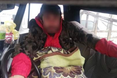Kadın kuaförü şikayetçi oldu, şüpheli babasının kamyonetinde uyurken yakalandı