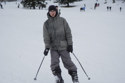 Uludağ'da sömestr öncesi ücretler yarıya çekildi okullar tatile girmeden yoğunluk başladı