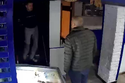 İşyeri Çalışanıyla Karşılaşmadan Önce 2 Cep Telefonu İle Bir Miktar Para Çaldı