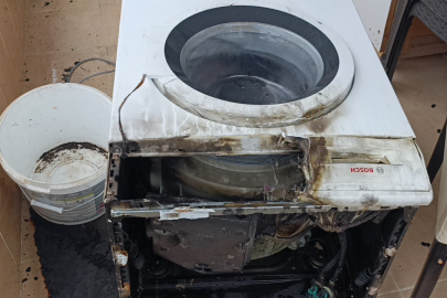 Alev Alan Çamaşır Makinesi İtfaiyeyi Alarma Geçirdi