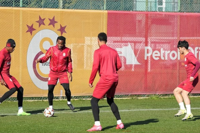 Galatasaray, Ajax Maçına Hazır