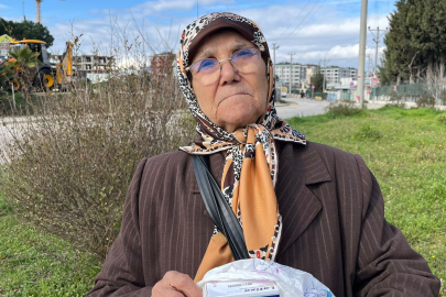 80 Yaşındaki Kadın; Eşini Bir Torba İlaçla Cezaevine Uğurladı