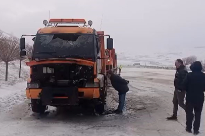 Karla Mücadele Kamyonu Küle Döndü