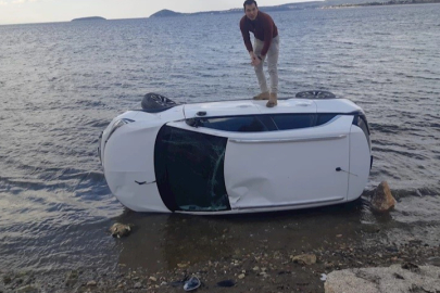 Bandırma’da Feci Kaza! Virajı Alamayan Otomobil Denize Uçtu