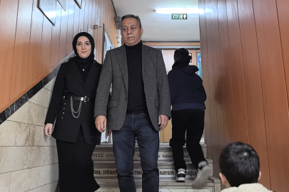 Bursa'da Öğretmeni ile 15 Yıl Sonra Aynı Okulda Göreve Başladı