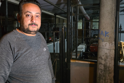 "Allah'ın gönderdiği zatım" Dedi, Evlere Girip Çay İçmek İstedi