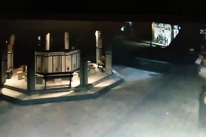 550 yıllık çınar ağacı böyle devrildi, o anlar kamerada