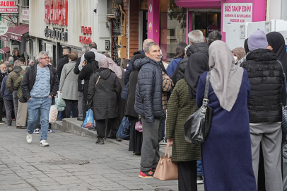 Vatandaşlar Uygun Fiyatlı Satış Yapan Kasaplara Akın Etti