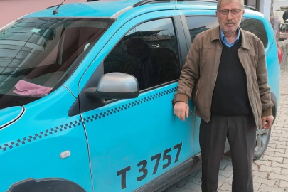 Ecel Yol Kenarında Yakaladı!