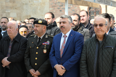 Oktay Yılmaz, Kıbrıs Gazisi Ümit Toksoy’u Son Yolculuğuna Uğurladı