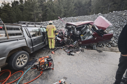 Tofaş ile feci kaza, ölü ve yaralılar var!