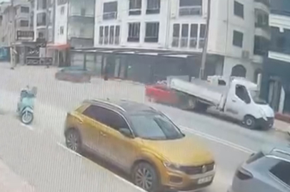 3 Kişinin Yaralandığı Kaza Kamerada