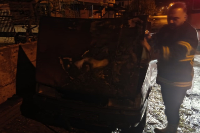 Tofaş-Fiat Marka Otomobil Alev Alev Yandı