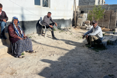 Mahalleyi şaşkına çeviren olayda, husumetli oldukları ölmeyen kişinin öldü diye selasını verdirdiler