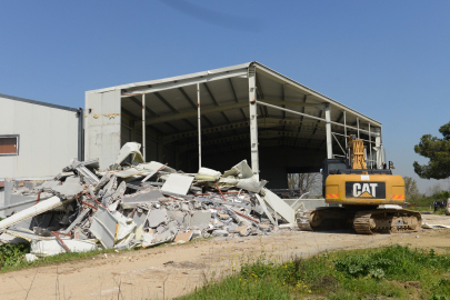 Nilüfer’de Kaçak Yapılarla Kararlı Mücadele: Yaylacık’ta Yıkım Gerçekleştirildi