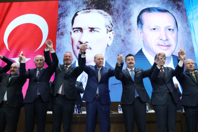 AK Parti Bursa İl Başkanlığı’nda Yeni Katılımlar Heyecan Yarattı