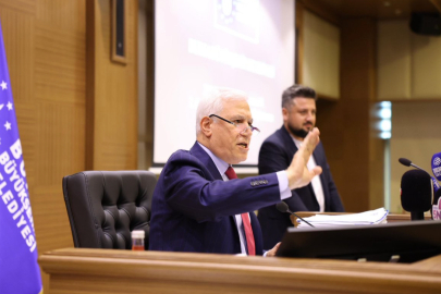 Mustafa Bozbey, “Hizmete Engel Olan Her Söze Karşıyım!”