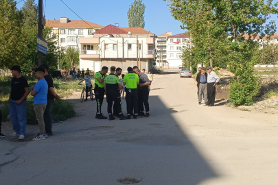 Tartıştığı Arkadaşına Otomobille Çarpıp Üzerinden Geçti