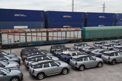 Boğaz altından otomobil taşındı, Marmaray lojistikte de köprü oldu