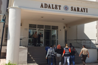 Aranan 4 Şahıs Polisten Kaçamadı