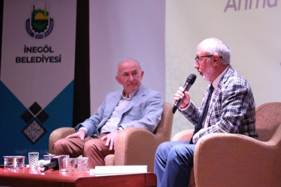 Prof. Dr. Şimşirgil: "İshak Paşa, İstanbul’un fethinde önemli rol oynayan bir şahsiyettir"