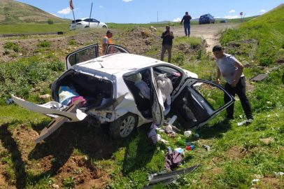 Trafik kazası: Baba öldü, eşi ve çocuğu yaralandı!