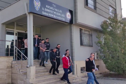 1 milyon 416 bin 190 makaron ele geçirildi: 30 şüpheli yakalandı