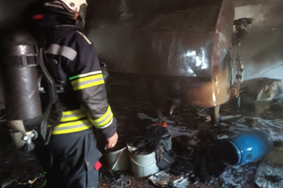 Toptancılar Sitesinde İşyerinde Çıkan Yangın Korkuttu